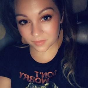 Meet your Posher, Hayley